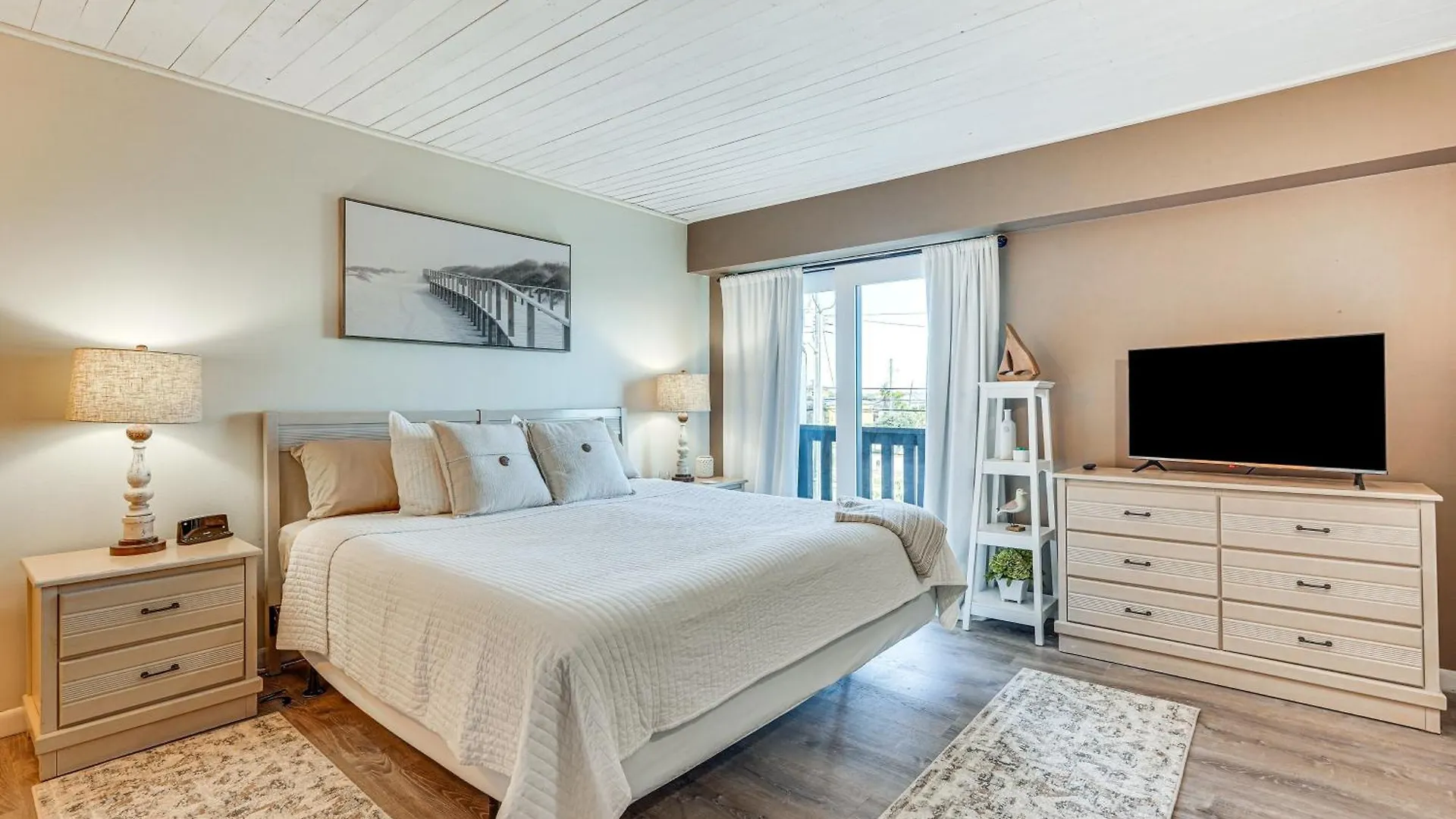 Apartment Coastal Pcb Condo - Walk To The Ocean! Panama City Beach United States